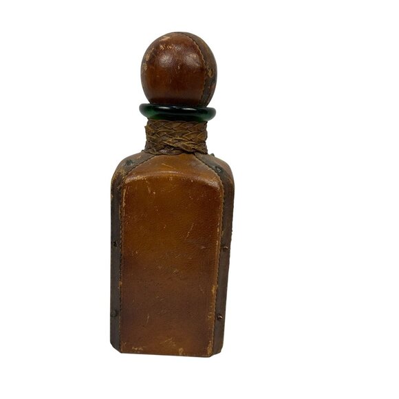Vintage Leather Wrapped Decanter Wooden Stopper & Embossed Design A Menini Italy - Picture 5 of 9